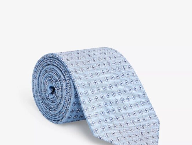 Krawat czy mucha? Co wybrać na wesele i spotkanie biznesowe